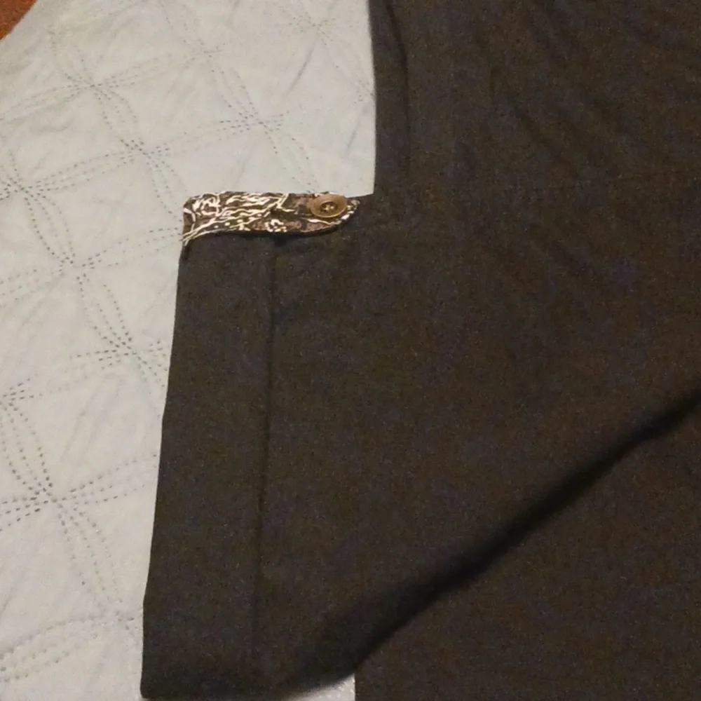 2 pairs capris, size 8, one denim, one black. - Picture 2 of 3